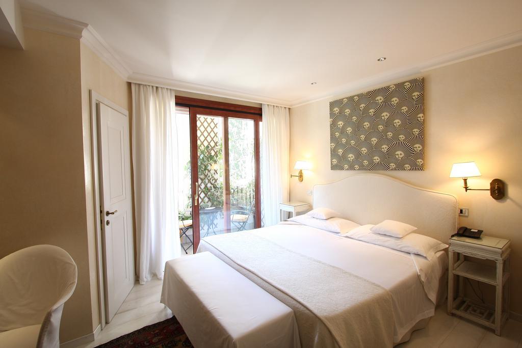Charming Hotel Dei Chiostri Follina Extérieur photo