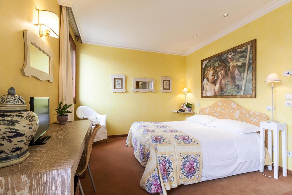 Charming Hotel Dei Chiostri Follina Extérieur photo