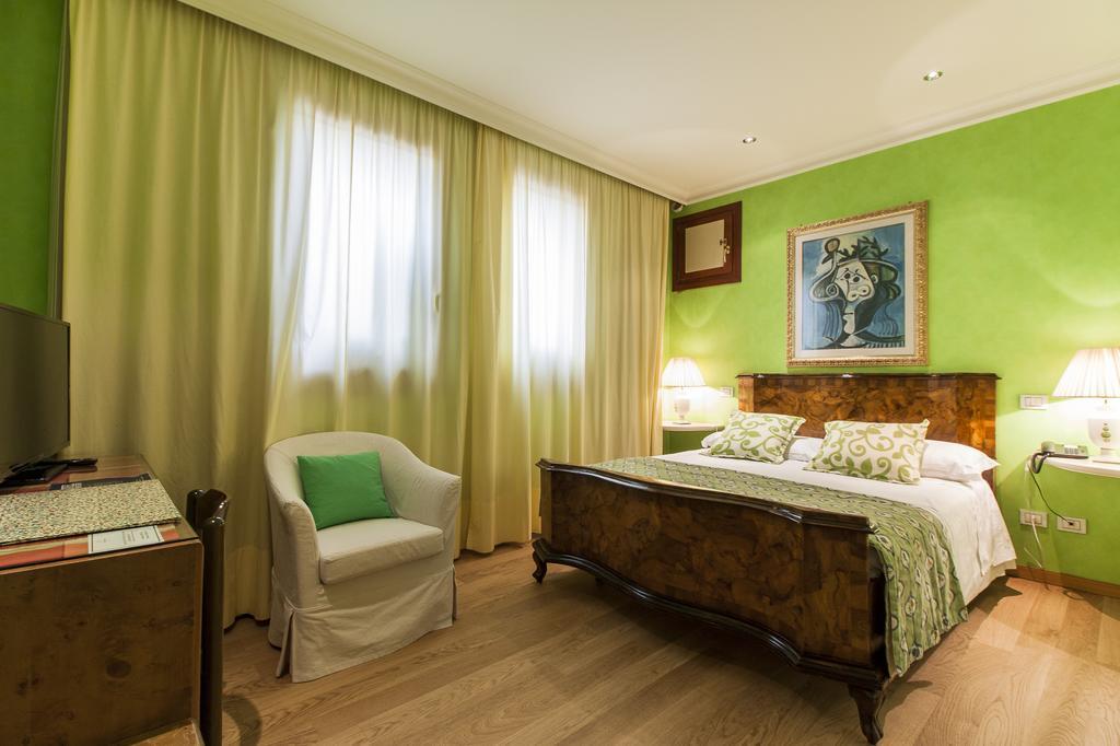 Charming Hotel Dei Chiostri Follina Extérieur photo