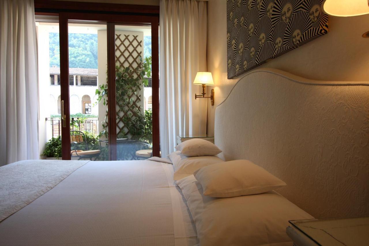 Charming Hotel Dei Chiostri Follina Extérieur photo